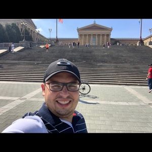 Meet your Posher, Adrian